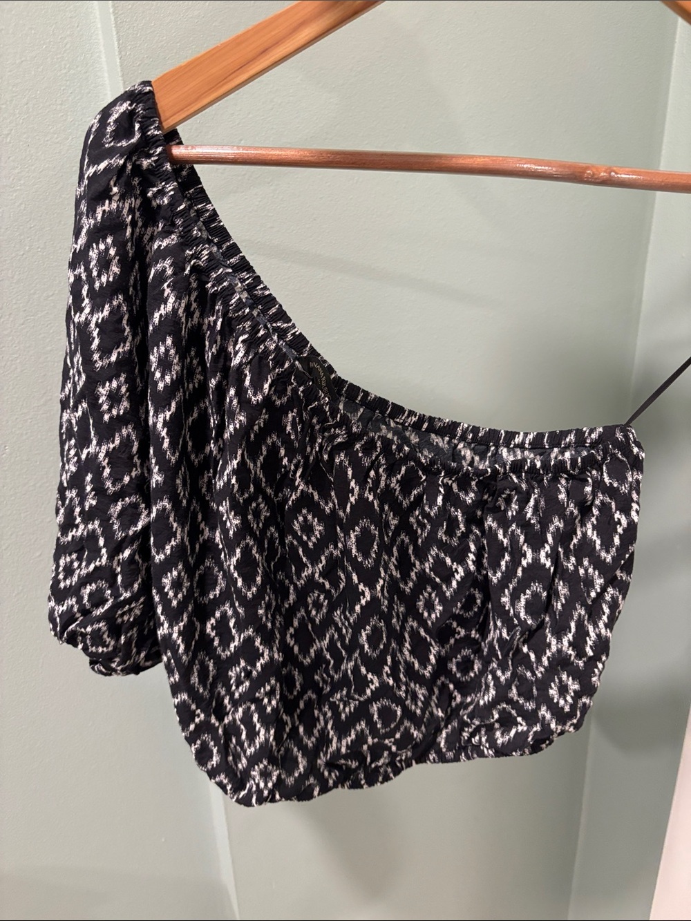 Banana Republic Black and White One-Shoulder Mini Skirt